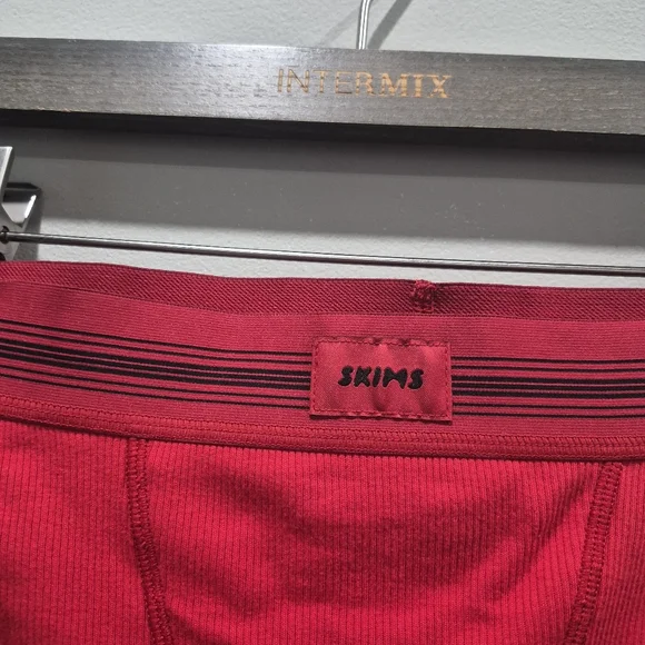 Skims Red Ribbed Cotton Boxer - Picture 2 of 5